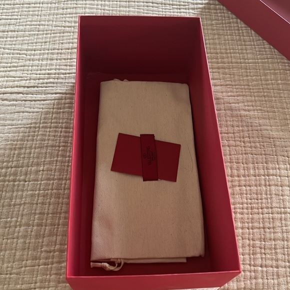 Valentino shoe box - Picture 3 of 3